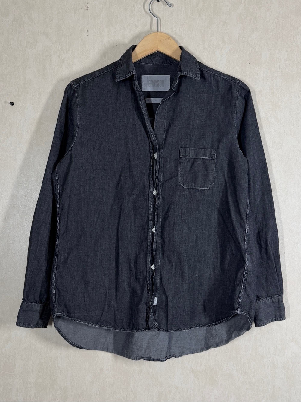 Grayson Women’s The Hero Button Down Shirt Longsleeve in Wash Denim 2/US S